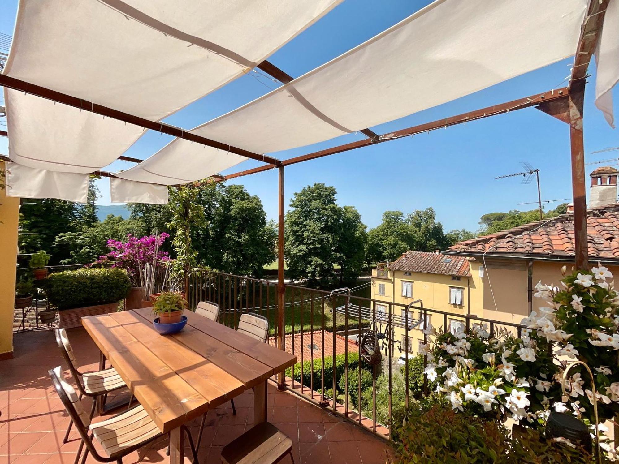 Apartament La Terrazza Di Sofia Lukka Zewnętrze zdjęcie